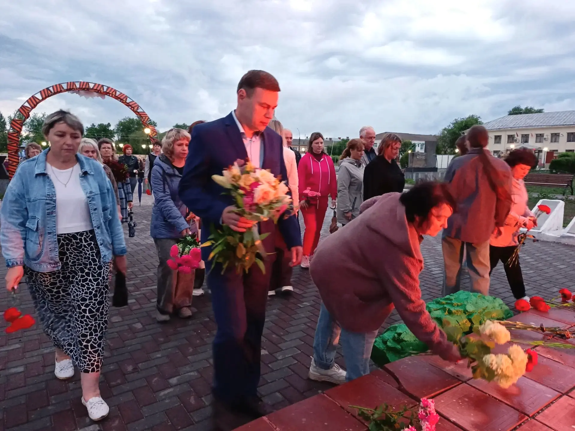 22 июня. 4 утра. Тишина. Память...
Есть часы, которые навсегда остаются в истории. 22 июня 1941 года