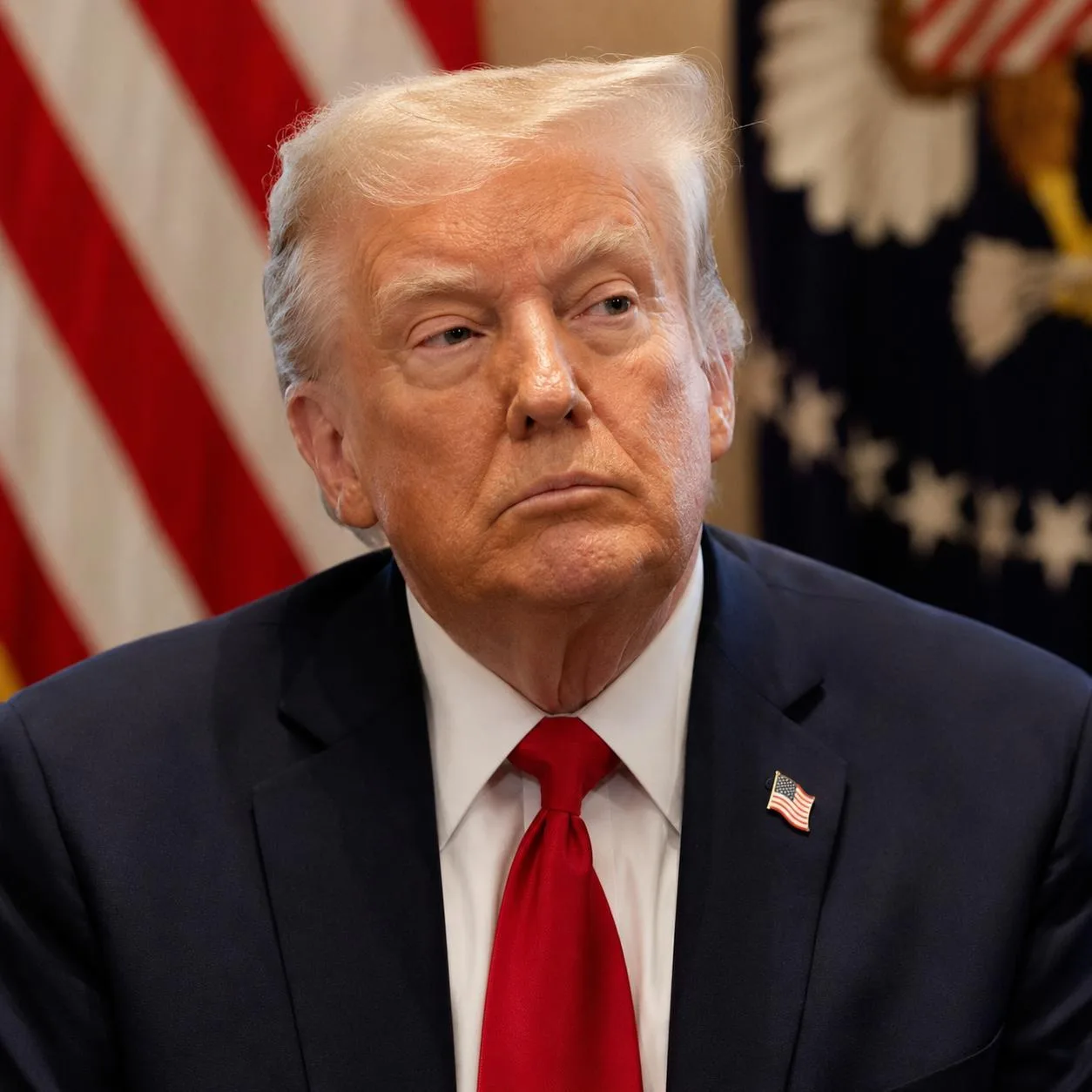 🇺🇸 Сенатор-республиканец призвал Трампа сменить главу Пентагона