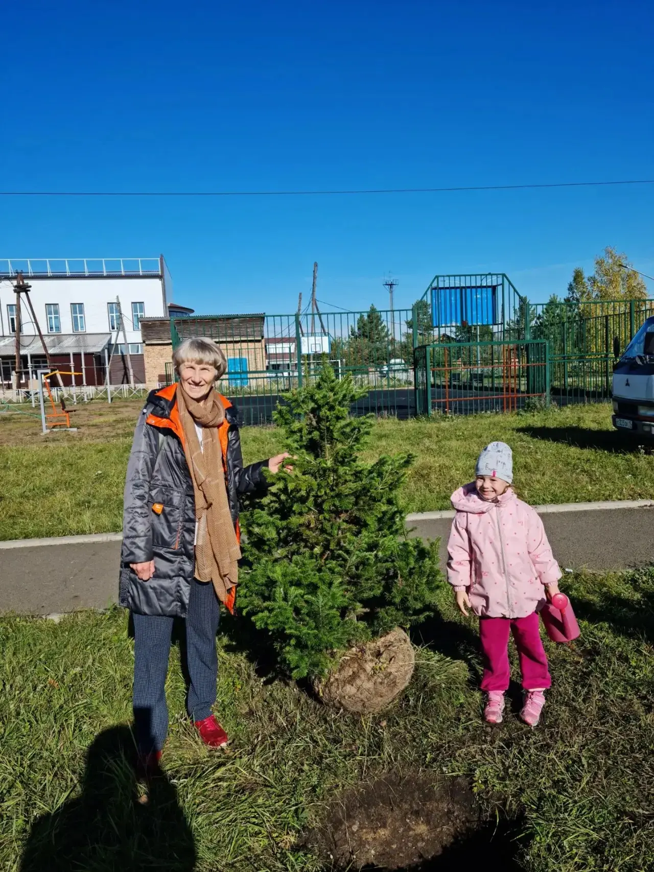Аллея единства народов России появилась в селе Холмогорское