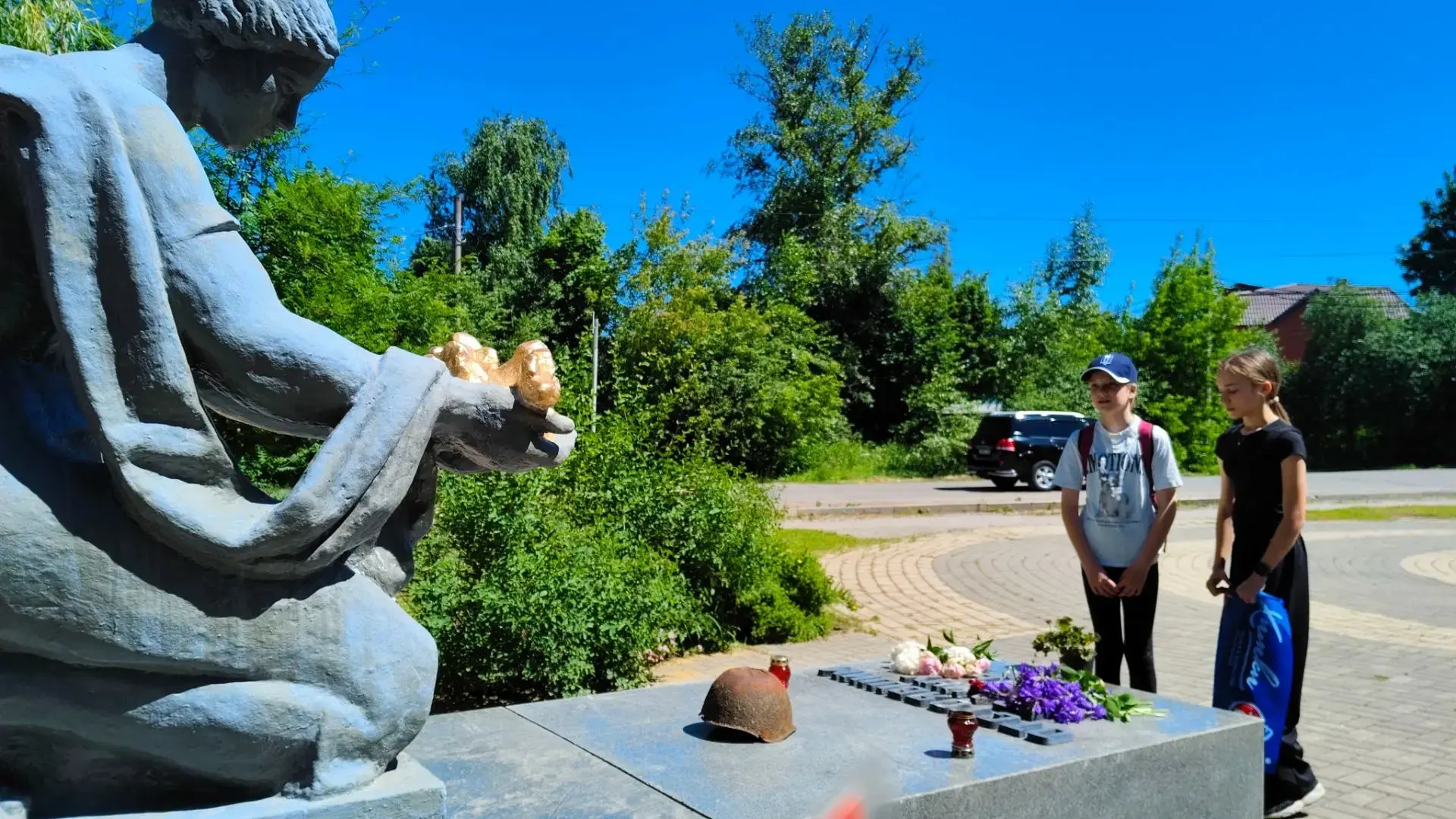 Дорогие Химчане! 
 
Сегодня 21.06.2026 обучающиеся спортсмены отделения Горные лыжи нашей школы и ро