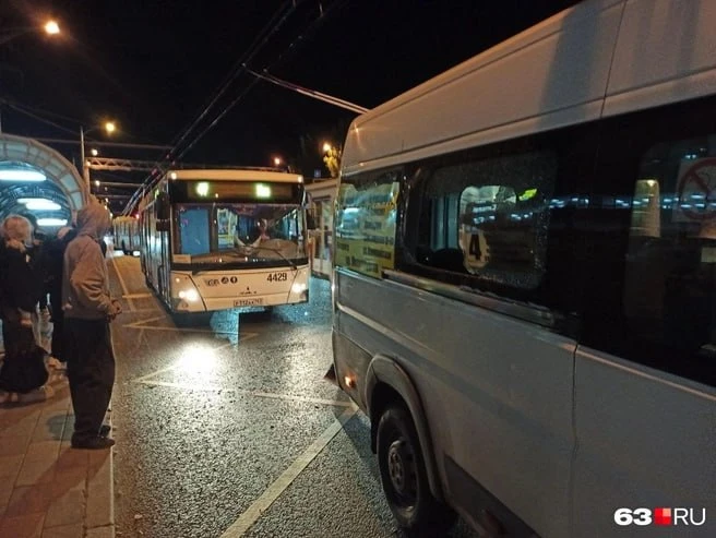 🚌 Автобус и маршрутка не поделили дорогу на Московском шоссе