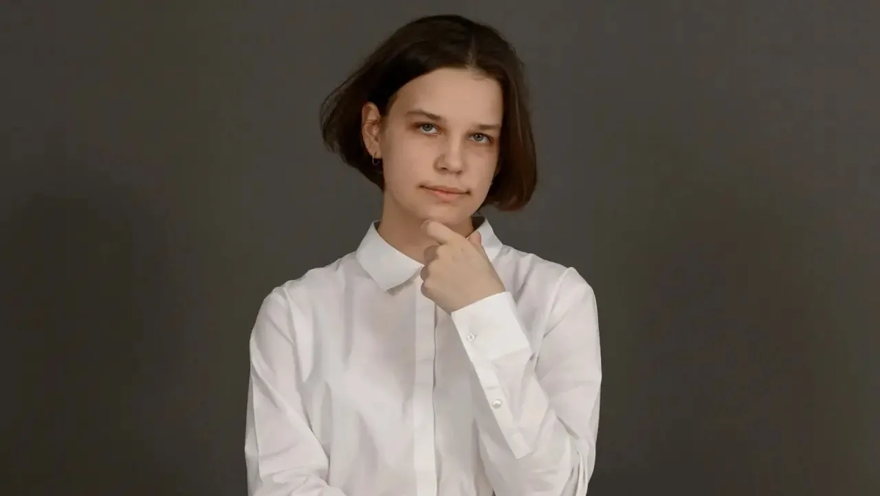 Гордость нашего города! 🏆

С большой радостью сообщаю о выдающихся успехах выпускниц школы №1. Сраз