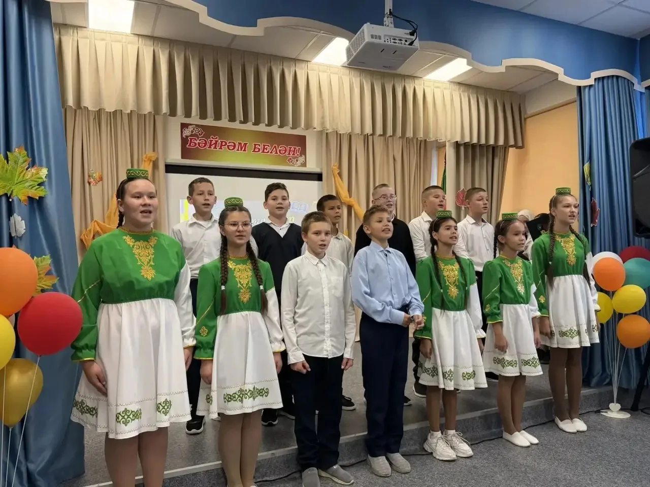 ❤️👵🏻 Декада пожилых людей в Высокогорском районе продолжается. В Ямашурминской школе ...