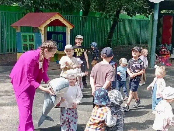 Рассказывают  воспитатели садика 832  Екатерина Григорьевна ИСАЕВА и  Анна Юрьевна МАСЛОВА:
 
23 июл