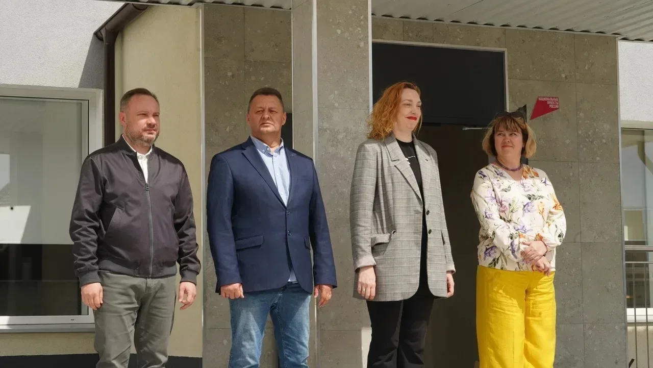 В посёлке Васильково в школе имени В. Ф. Маргелова состоялся День открытых дверей. Гост...
