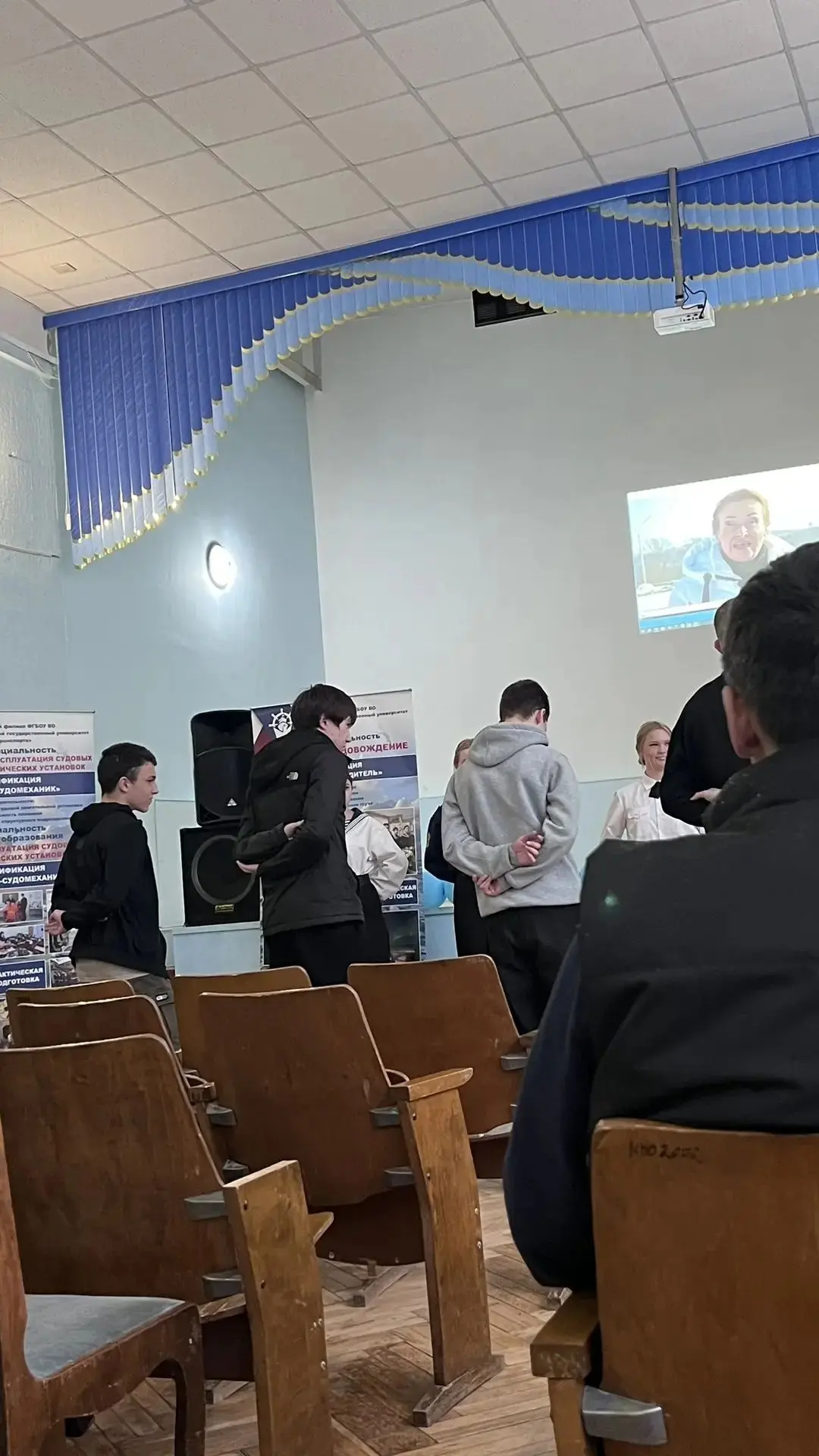 В рамках профориентационной деятельности обучающиеся МАОУ Школа № 128 посетили Волжский государствен