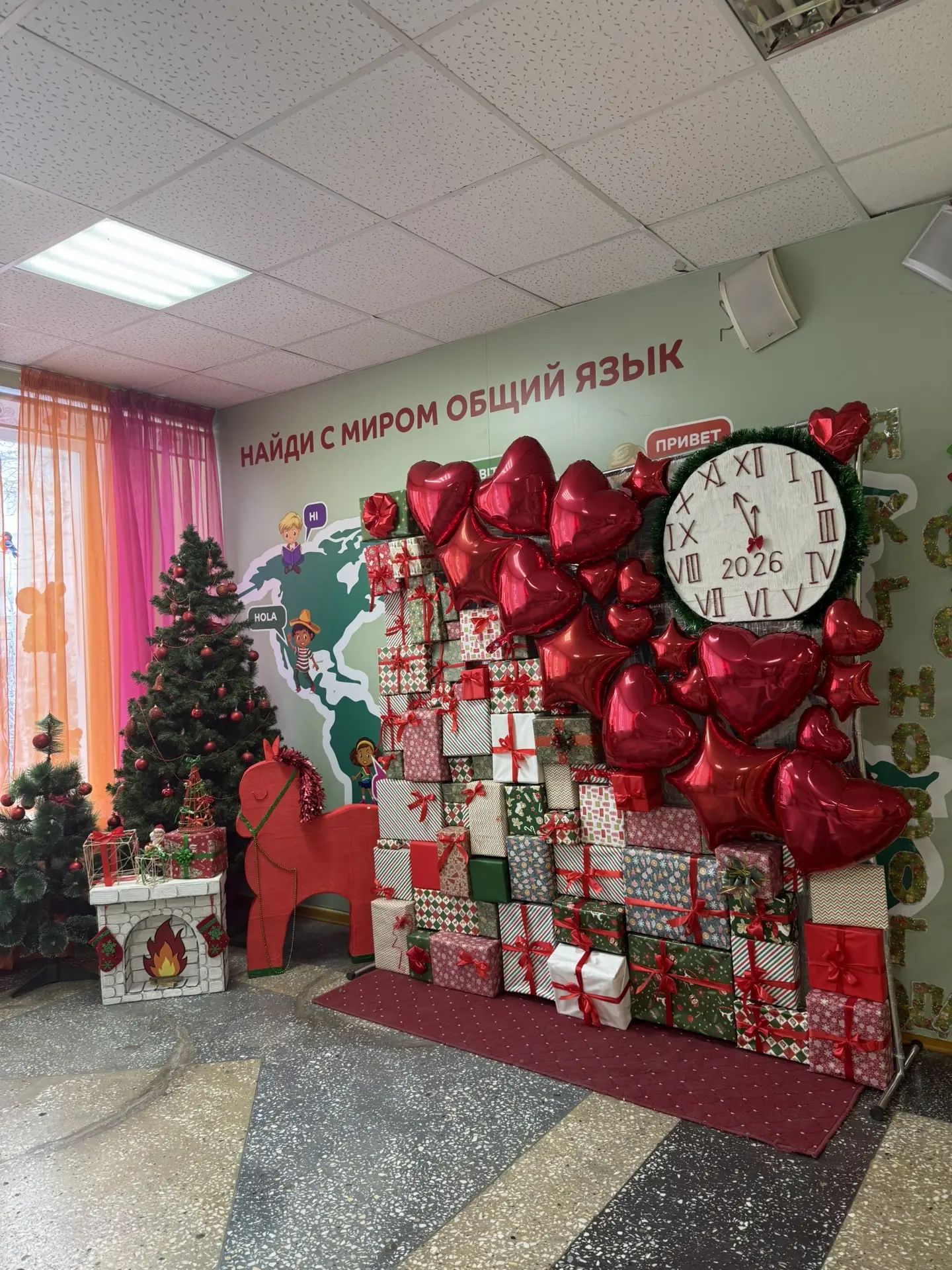 🎉В преддверии Нового года в стенах лицея традиционно прошел смотр-конкурс на лучшее праздничное офор