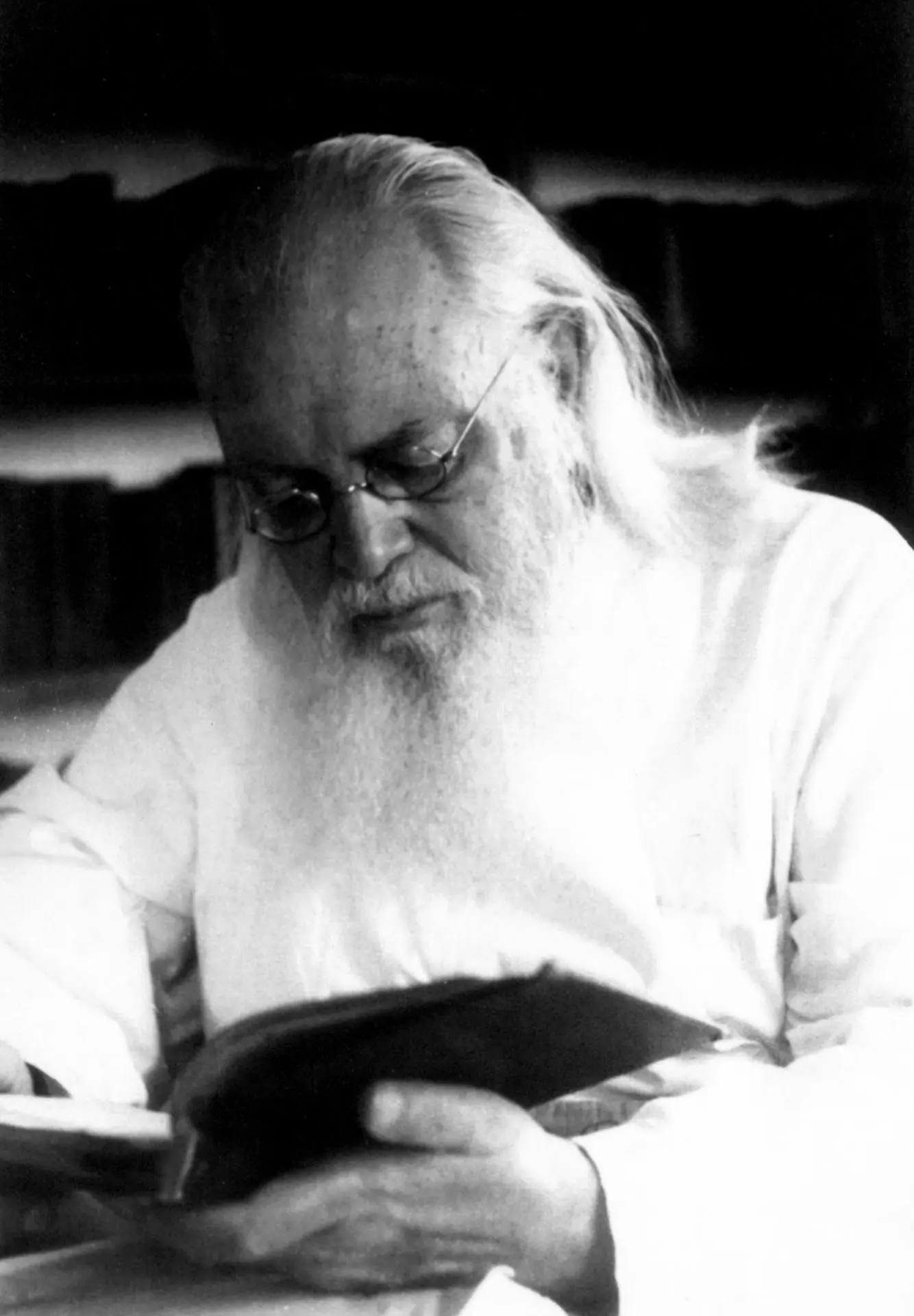 "Среди всех наслаждений, среди удовлетворения похотей и страстей, в вихре веселия, богатства и роско