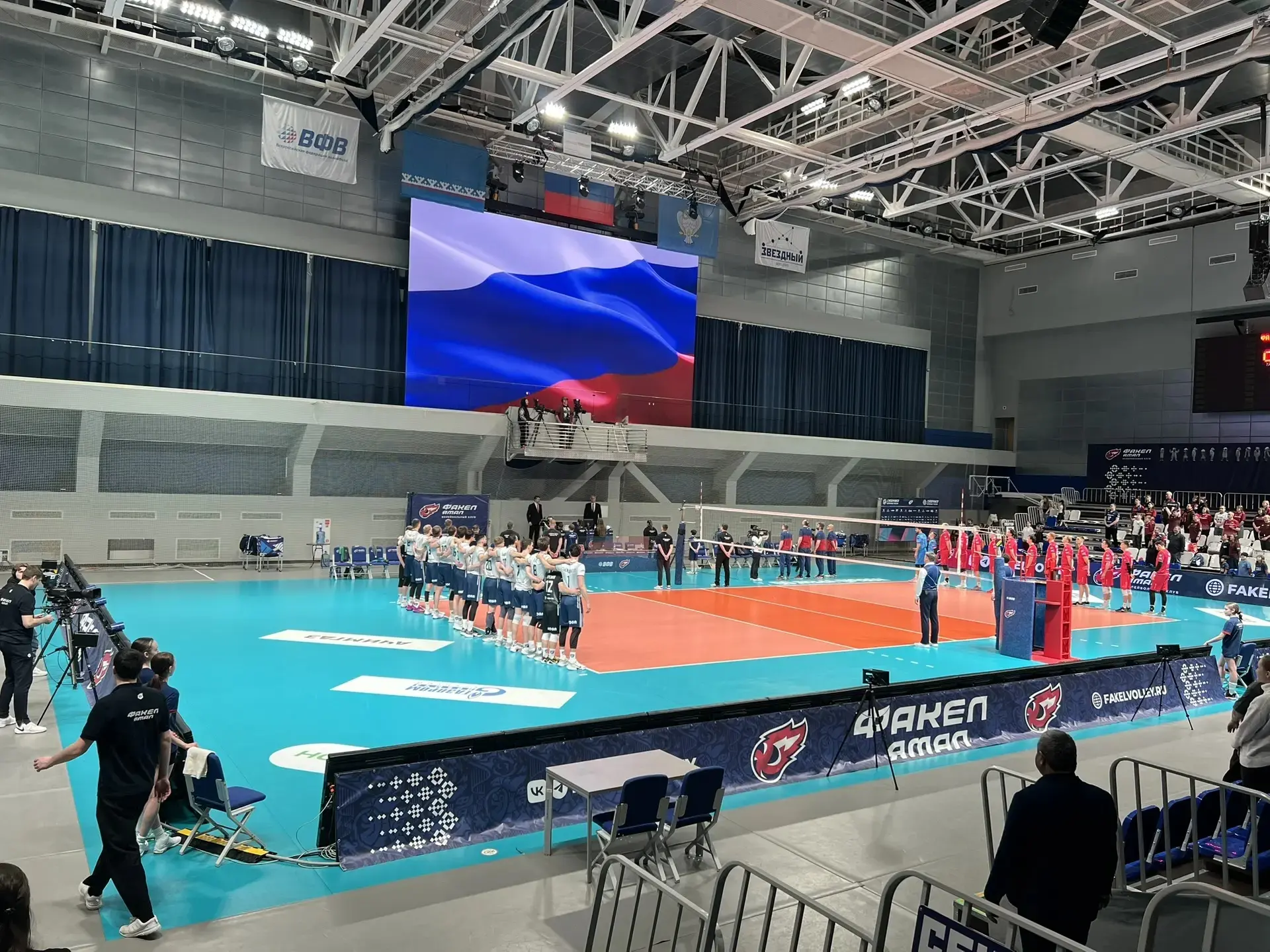 Волейбольный поход 7Г и 7Д: как это было 🏐🔥  В среду, 18 марта, 7 Г и 7 Д классы дружно отправились 