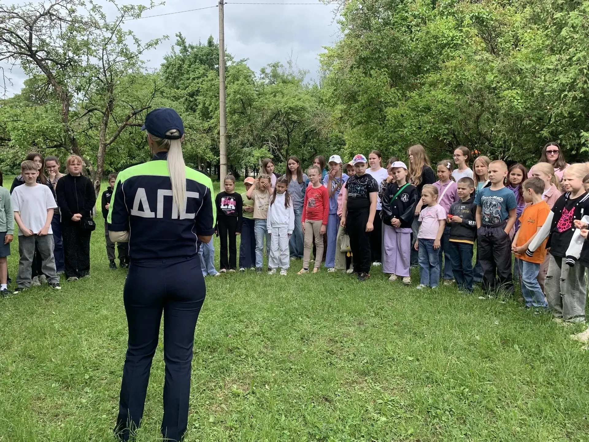 🚴‍♂️🛴🏍️ Безопасность на дороге — дело каждого! 🛣️
Старший инспектор по пропаганде БДД отдела Гос