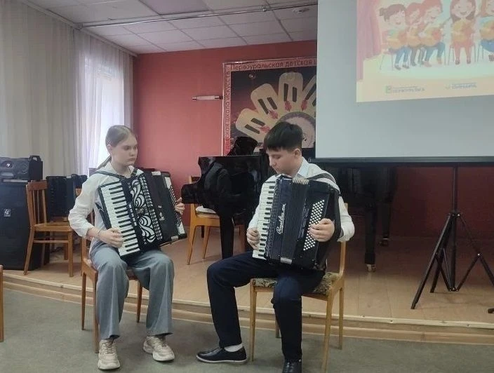В последний день марта в школе искусств на отделении народных инструментов состоялся фе...
