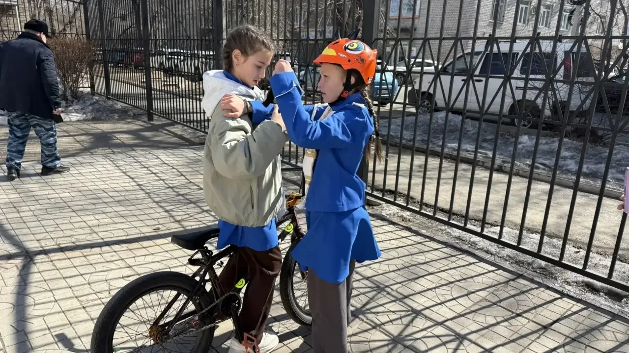 🚸С гордостью сообщаем, что ученики 6Д класса в составе отряда ЮИД (Юные инспекторы движения) нашей ш