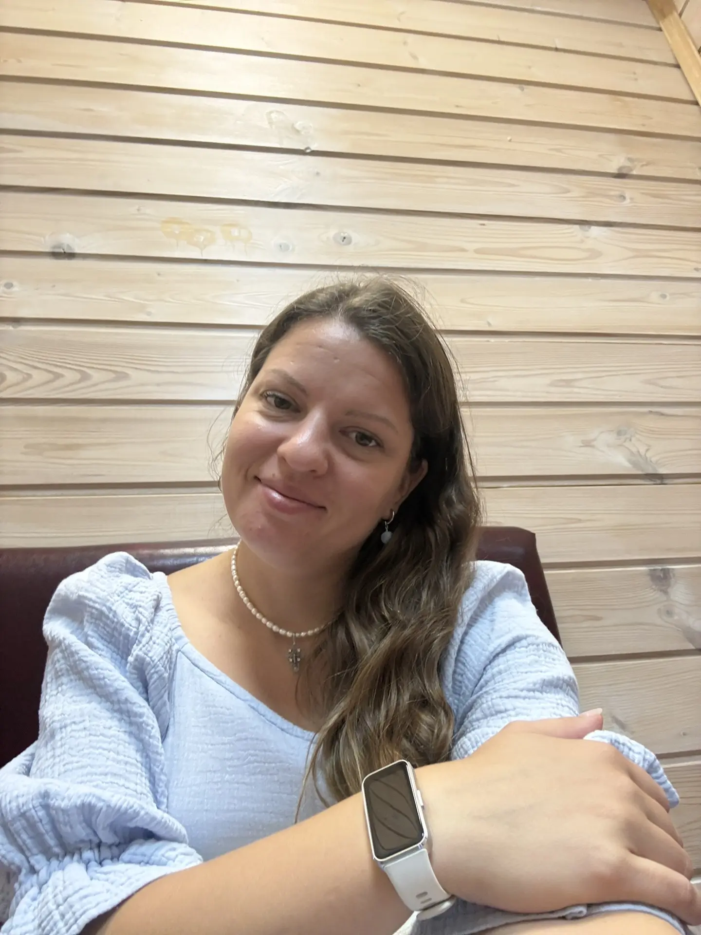 Жду Варюшек с занятия от репетитора. Гриша с Любой попросились к бабушке, а Варя к Варе...
