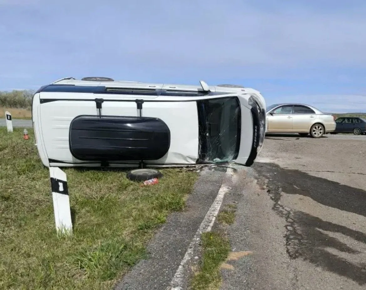 ‼️Трое подростков пострадали в дорожной аварии в Бейском районе  На трассе Белый Яр-Бея-Аскиз водите