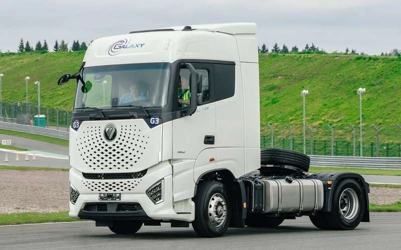 В России возобновились продажи седельного тягача Foton Galaxy