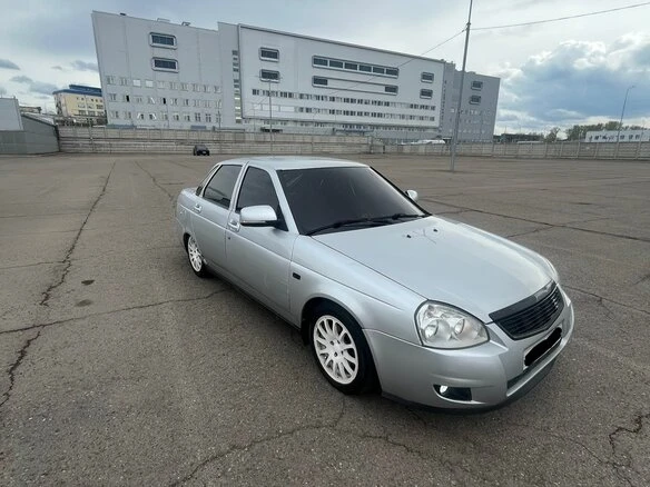 🚗 Модель: 2007 Lada (ВАЗ) Priora I