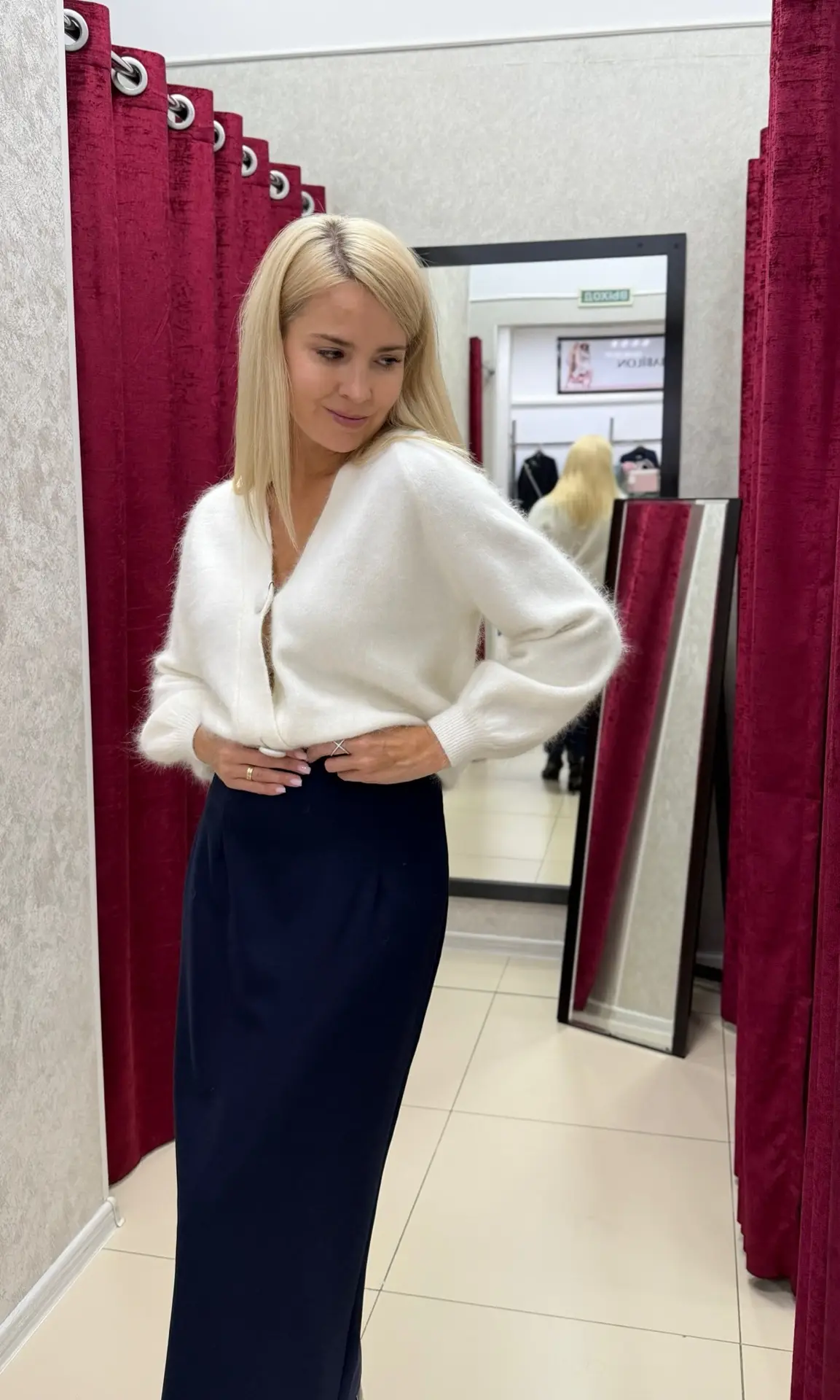 Костюм с юбкой. И варианты стилизации 😍