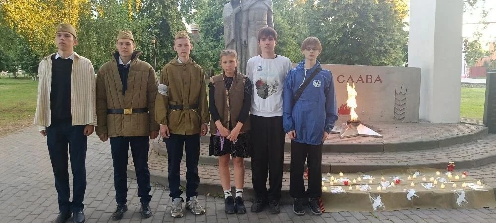 «Свеча памяти»    https://vk.com/wall-98706163_5988  https://ok.ru/saraikolledg/topic/15901278904203