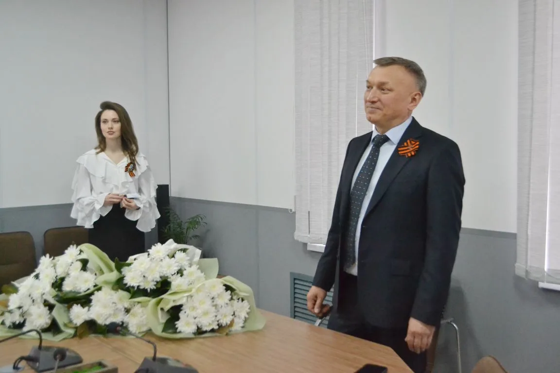 Сегодня в администрации состоялось торжественное вручение ведомственных наград талантли...