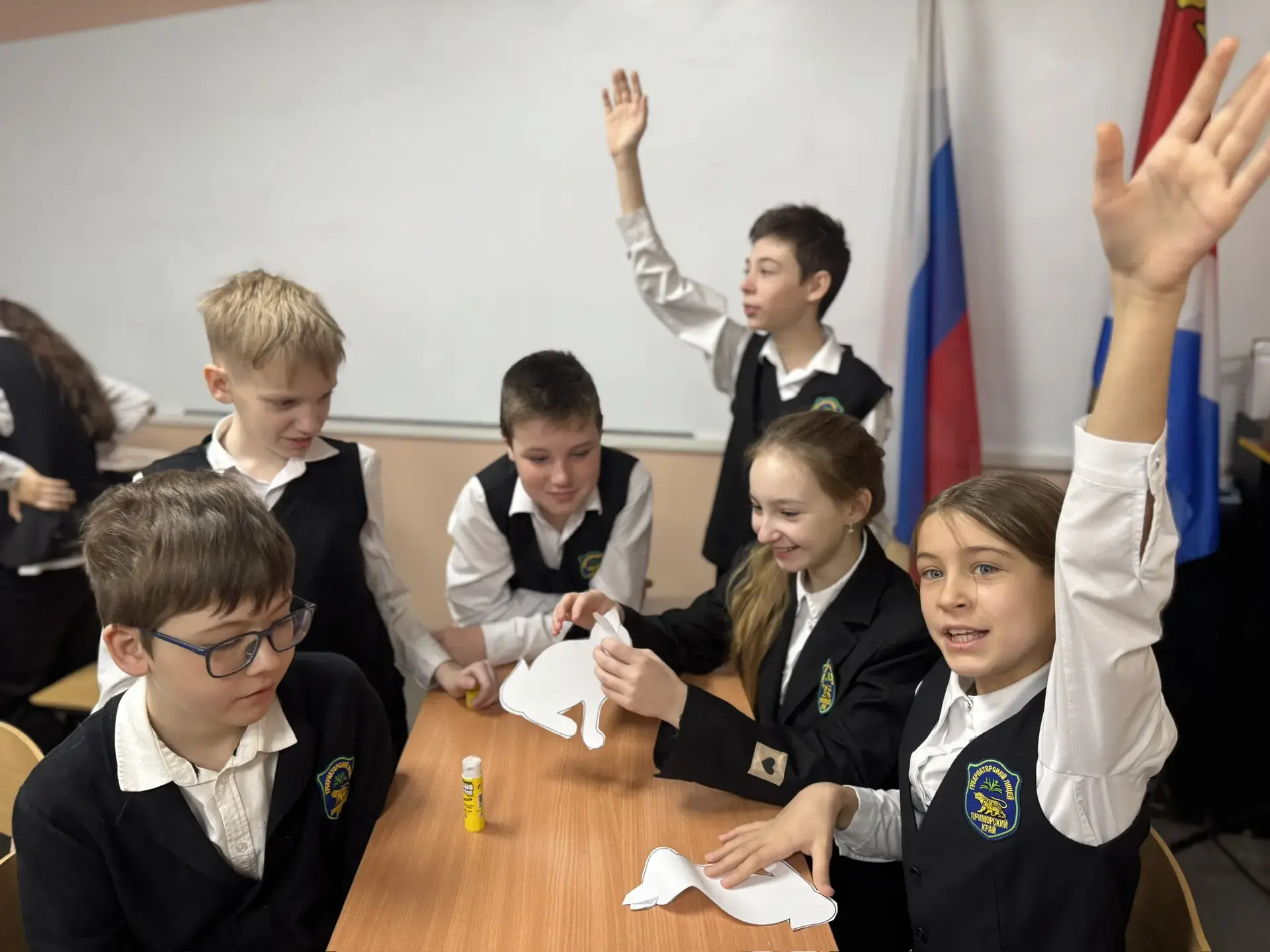 🎉 Неделя Математики началась с яркого старта — 🧑🏻‍🤝‍🧑🏼 математического КВН, организованного для наши