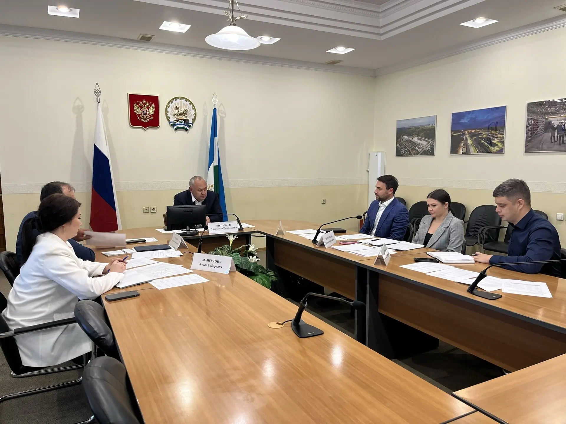 Александр Шельдяев провел совещание по вопросу перспектив развития деятельности ООО «МЕ...