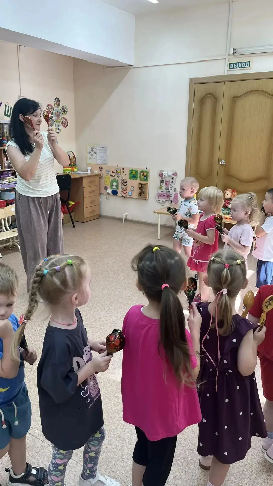 🎉 Музыкальное приключение в группах «Радуга» и «Смешарики»! 🎉