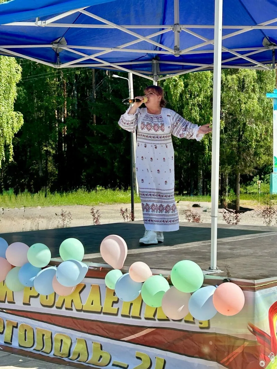 ⭐ Мария Яковлевна Гусева поздравила жителей Каргополя-2 с Днём городка прямо из отпуска