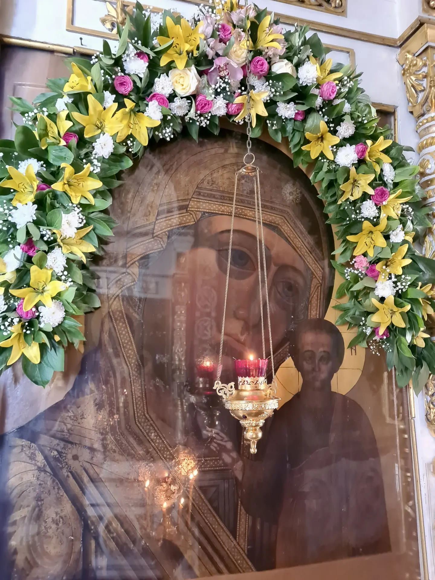 Образы Божьей Матери Казанские в Борисо-Глебском соборе Рязани.