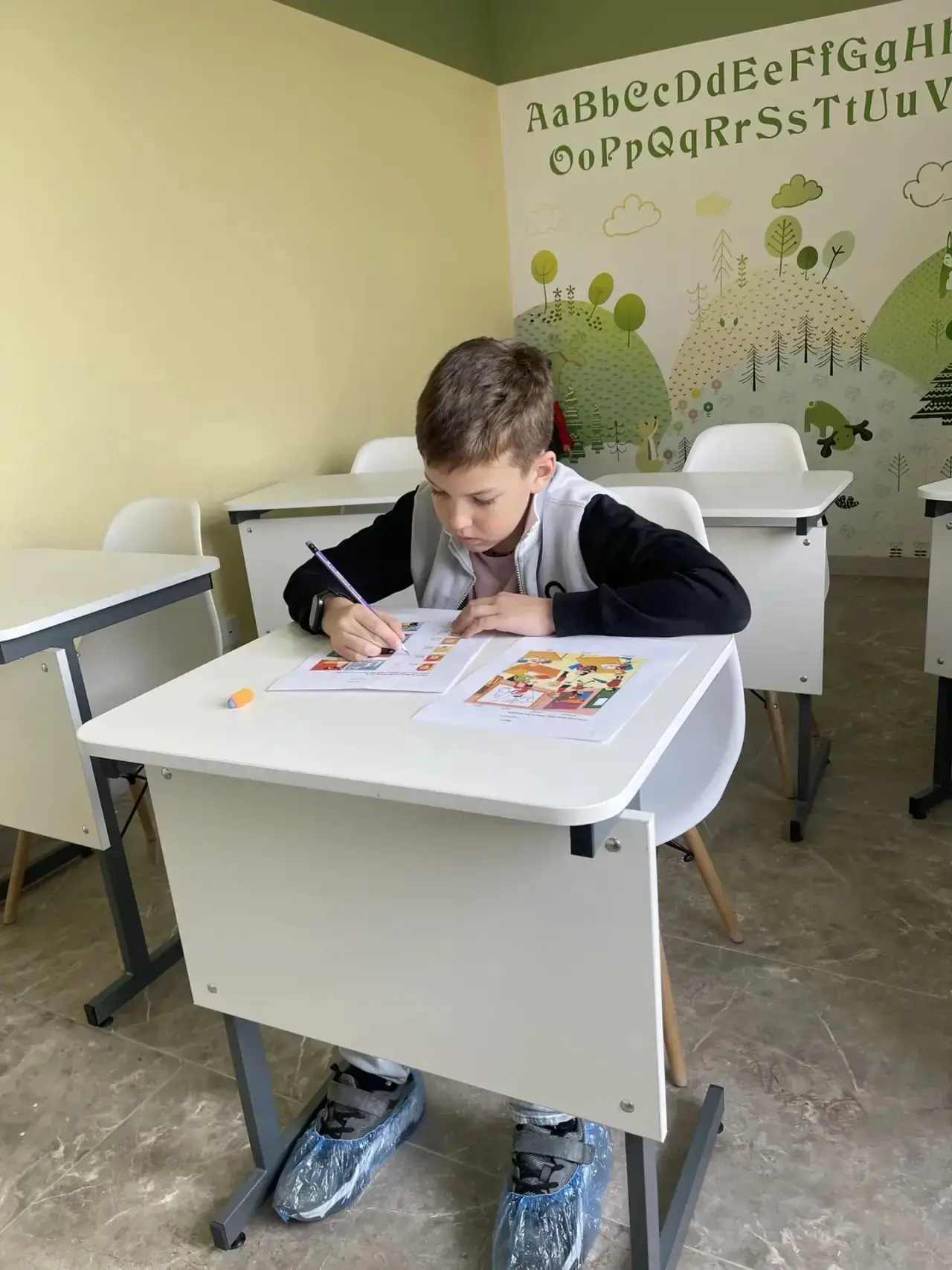 Сегодня наши ребята: Вадим Подлужин и Соня Горкаева сдавали Welcome exams, чтобы подтве...