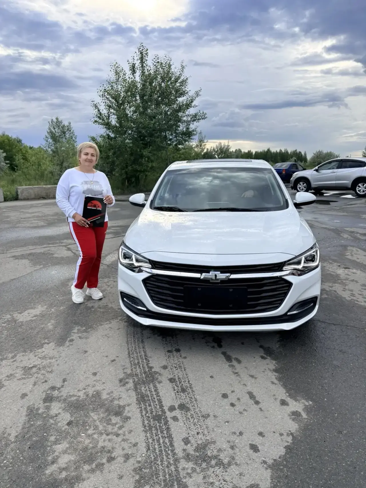✅ ВРУЧИЛИ ✅

Продолжаем выдавать Ваши классные автомобили! 
Передали в руки наших дорогих заказчиков