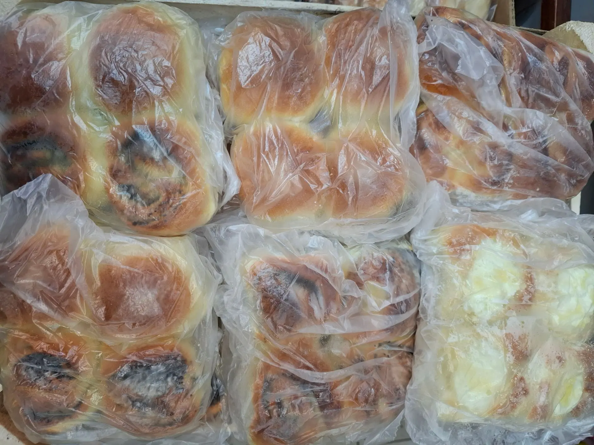 А вот булочки уже на Донковцева 🥐