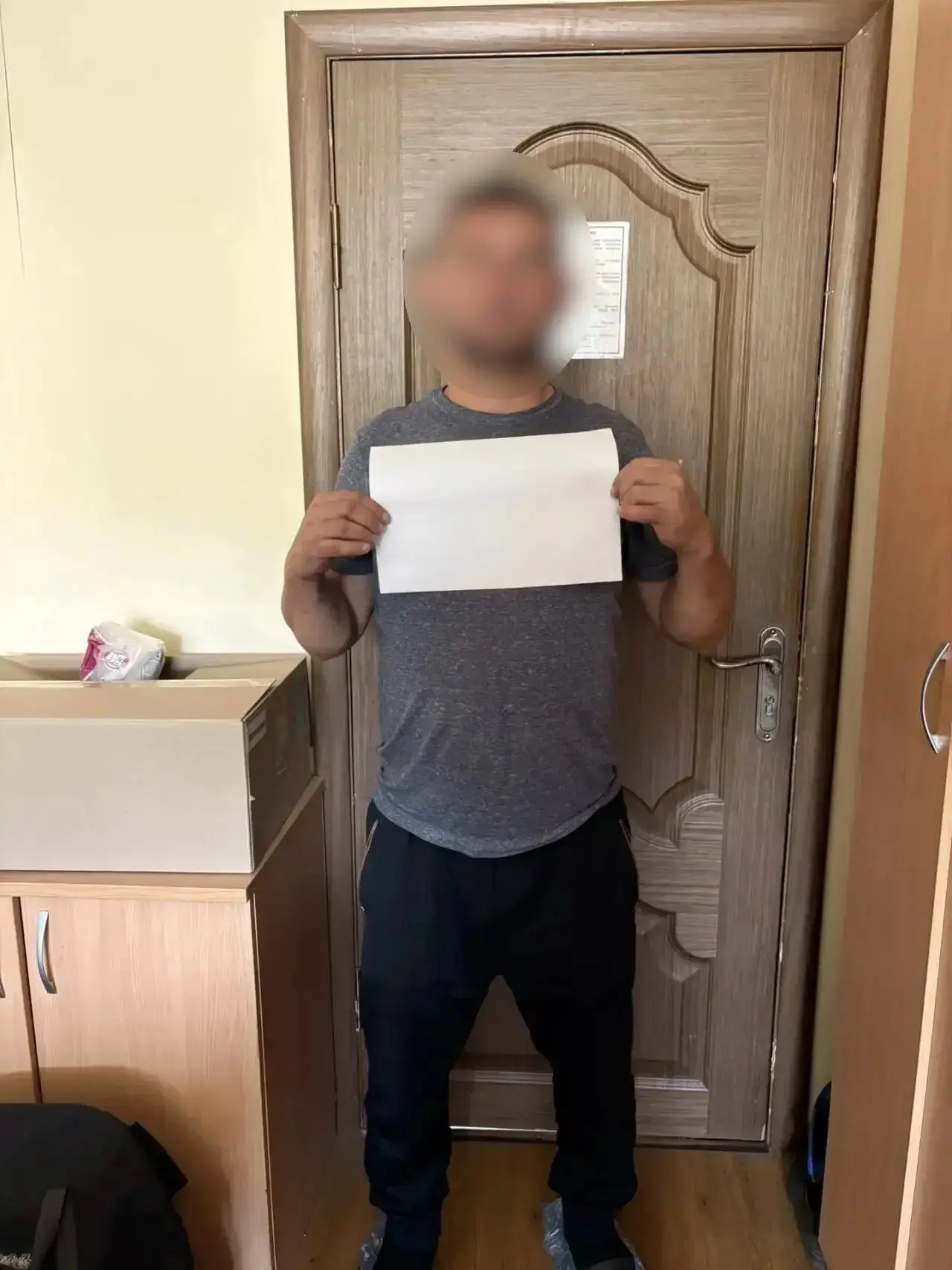 В Ростове-на-Дону полицейские задержали подозреваемого в грабеже

👮В Дежурную часть Отдела полиции 