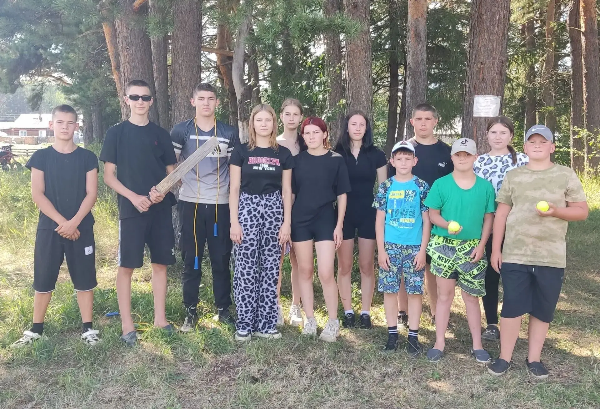 В Старом Алзамае активно присоединились к Дню русской лапты!