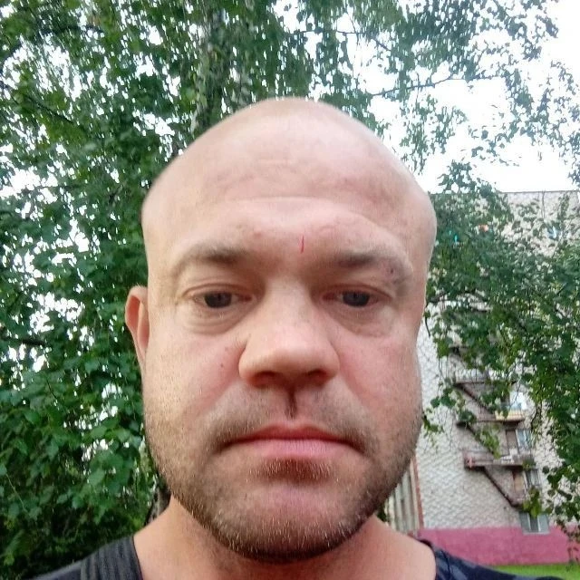 👦 Денис, 39