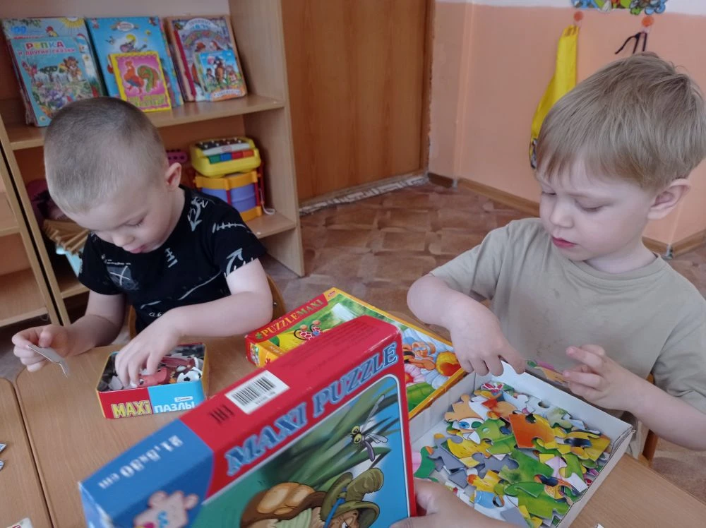 Наши  воспитанники из младшей группы  "Белоснежка" с огромным удовольствием приняли уча...