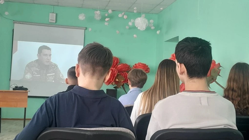 Память о героях живет в наших сердцах 🇷🇺  Сегодня в рамках продолжения реализации проекта «СВОя исто