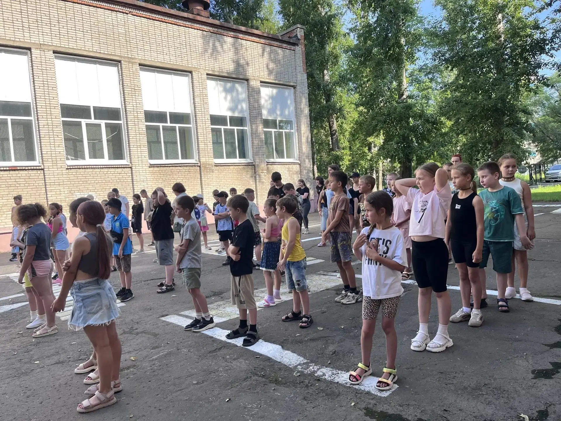 🚢Старт 3-й смене дан! 🚀
Сегодня прошла торжественная линейка, ребята познакомились с вожатыми, при