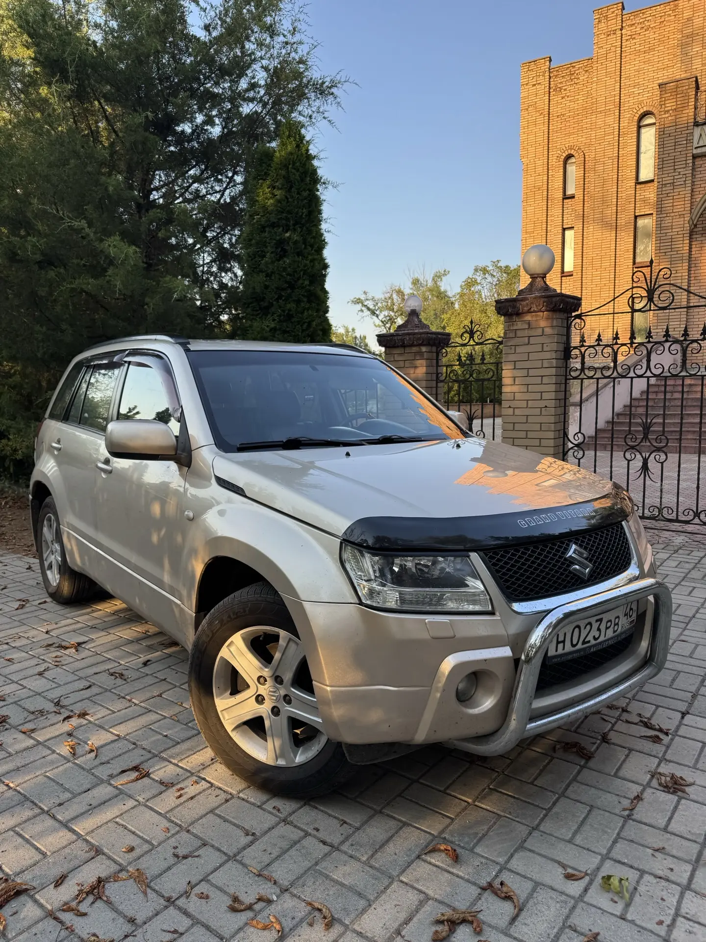 Продам Suzuki Grand Vitara, 2.0 л, автомат Aisin.(Есть ГБО) проезжает смело: 300-350 км...