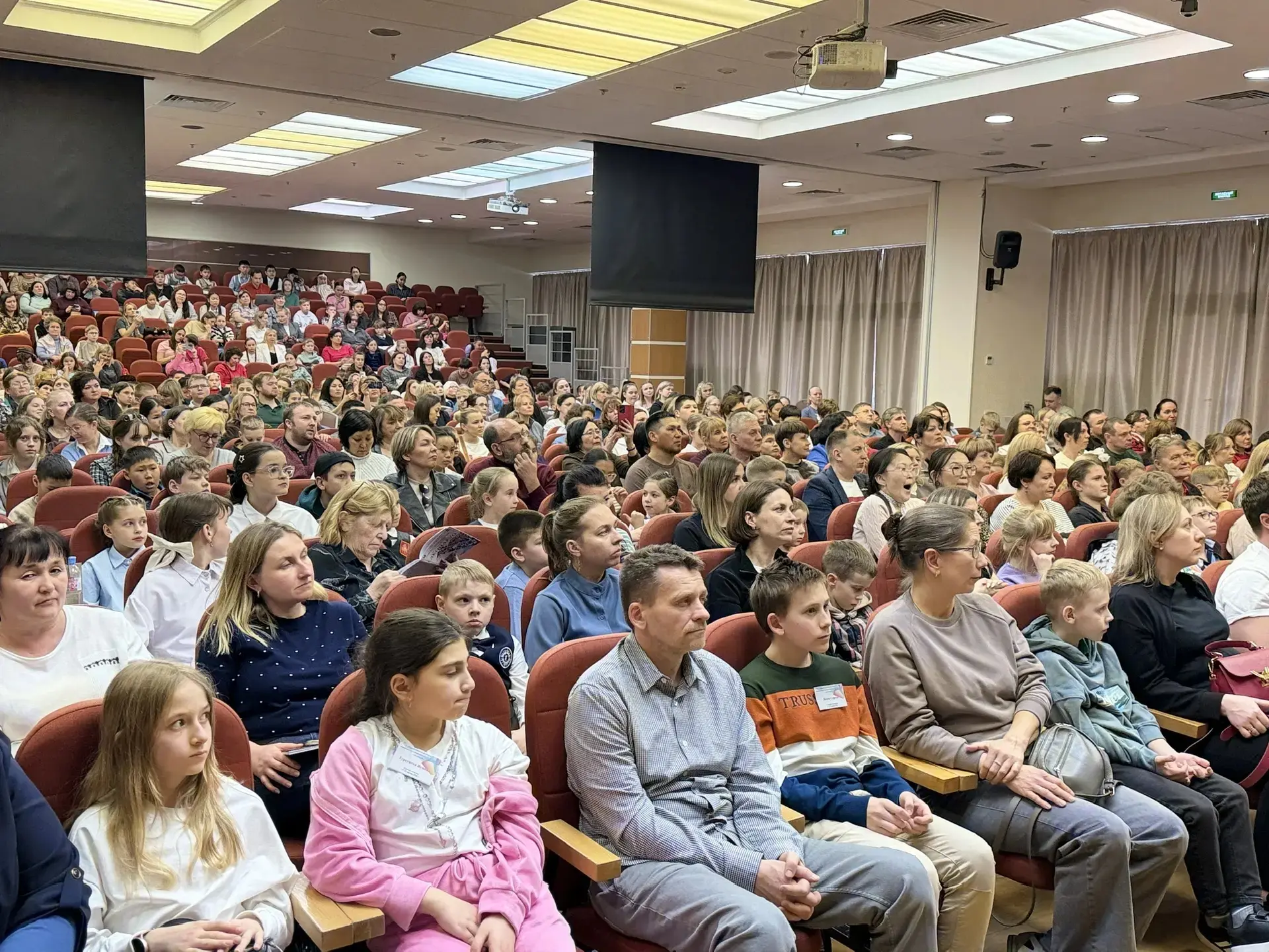 Сегодня в Москве продолжается Всероссийский фестиваль творческих открытий и инициатив "...