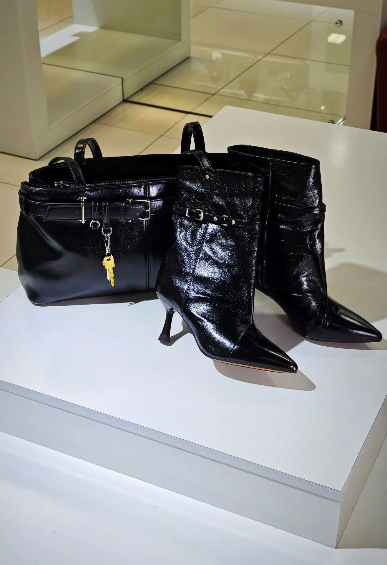 🍂 Осень начинается с новой пары!