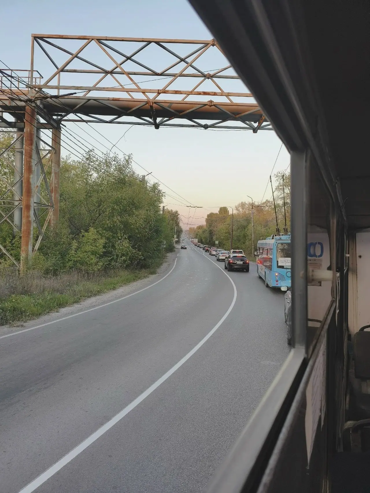 🚦 Заторы на Промышленной в Новокуйбышевске — под наблюдением