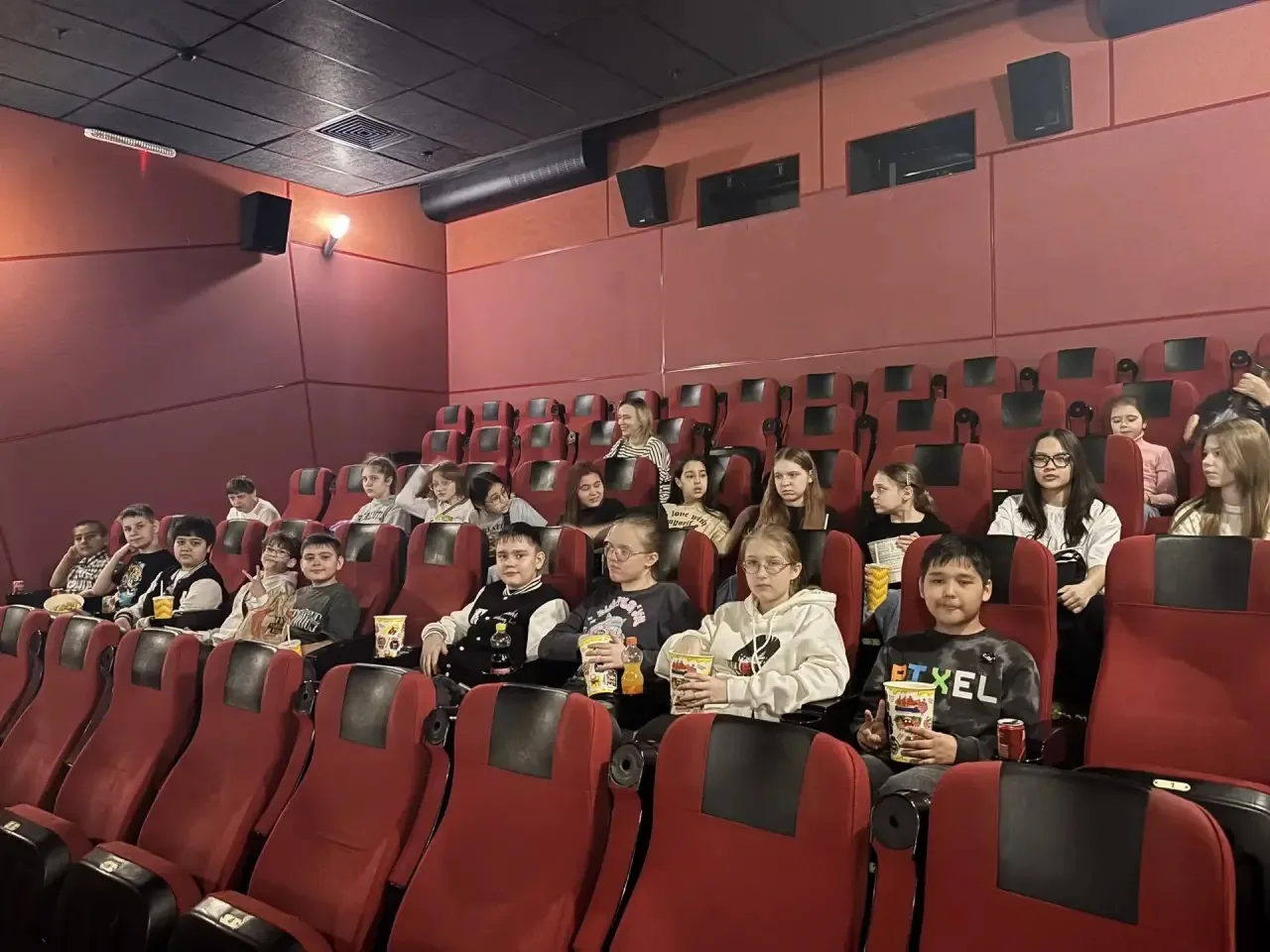 🦉 Привет, друзья! Ваш школьный совёнок снова здесь — и у меня отличные новости! 🦉  Знаете, где было 