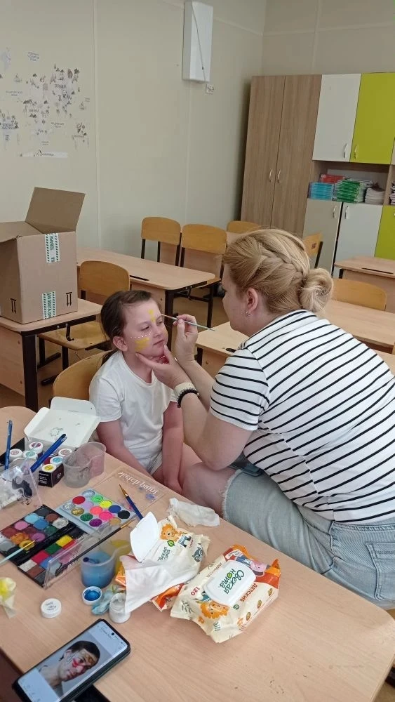 🪶 День индейца в нашем пришкольном лагере! 🪶

Сегодня в нашем лагере было особенно шумно, весело и