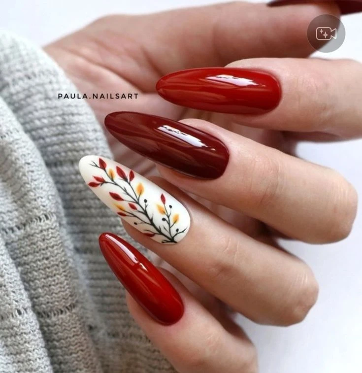 4 идеи осеннего маникюра на миндаль 🍂