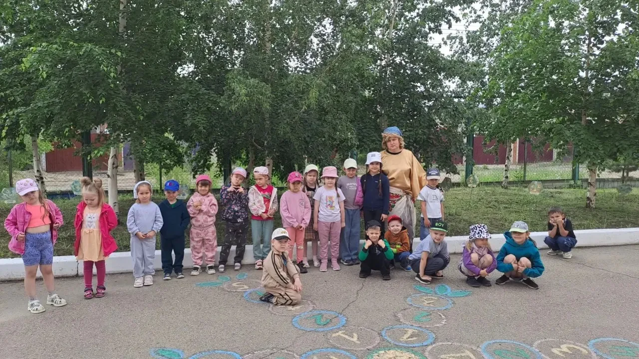 В гостях у сказки: День рождения Бабы Яги!» 🧙‍♀️🎂