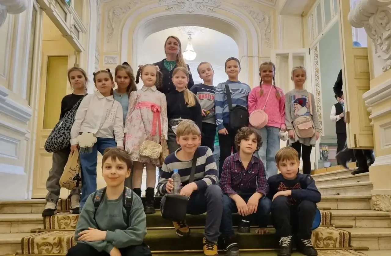 «Золотой ключик» к сердцам 2А класса! 🗝✨  В воскресенье, 22 марта, наши второклассники вместе с клас