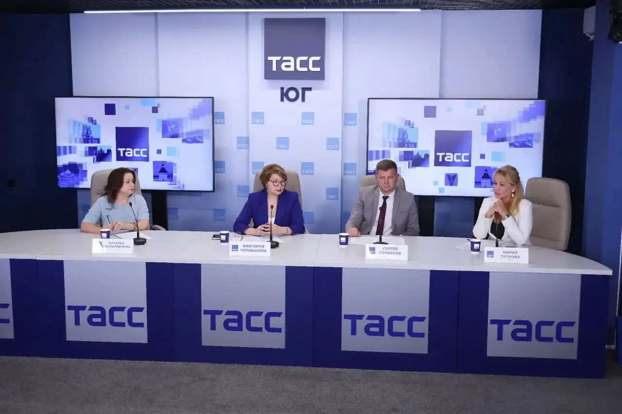 В региональном информационном центре «ТАСС Юг» обсудили приемную кампанию в наши техник...