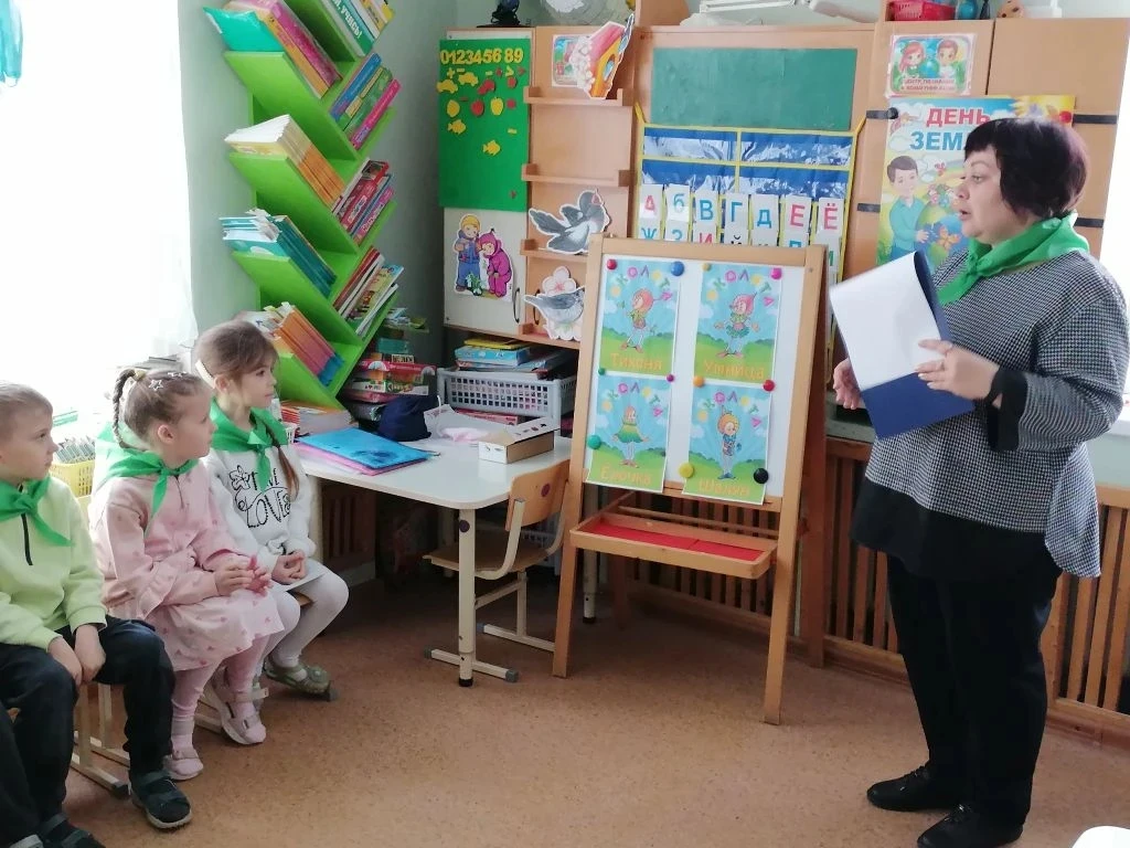 🌱В рамках ежегодного Всероссийского Дня Эколят, в подготовительной к школе группе N2 прошла  увлека