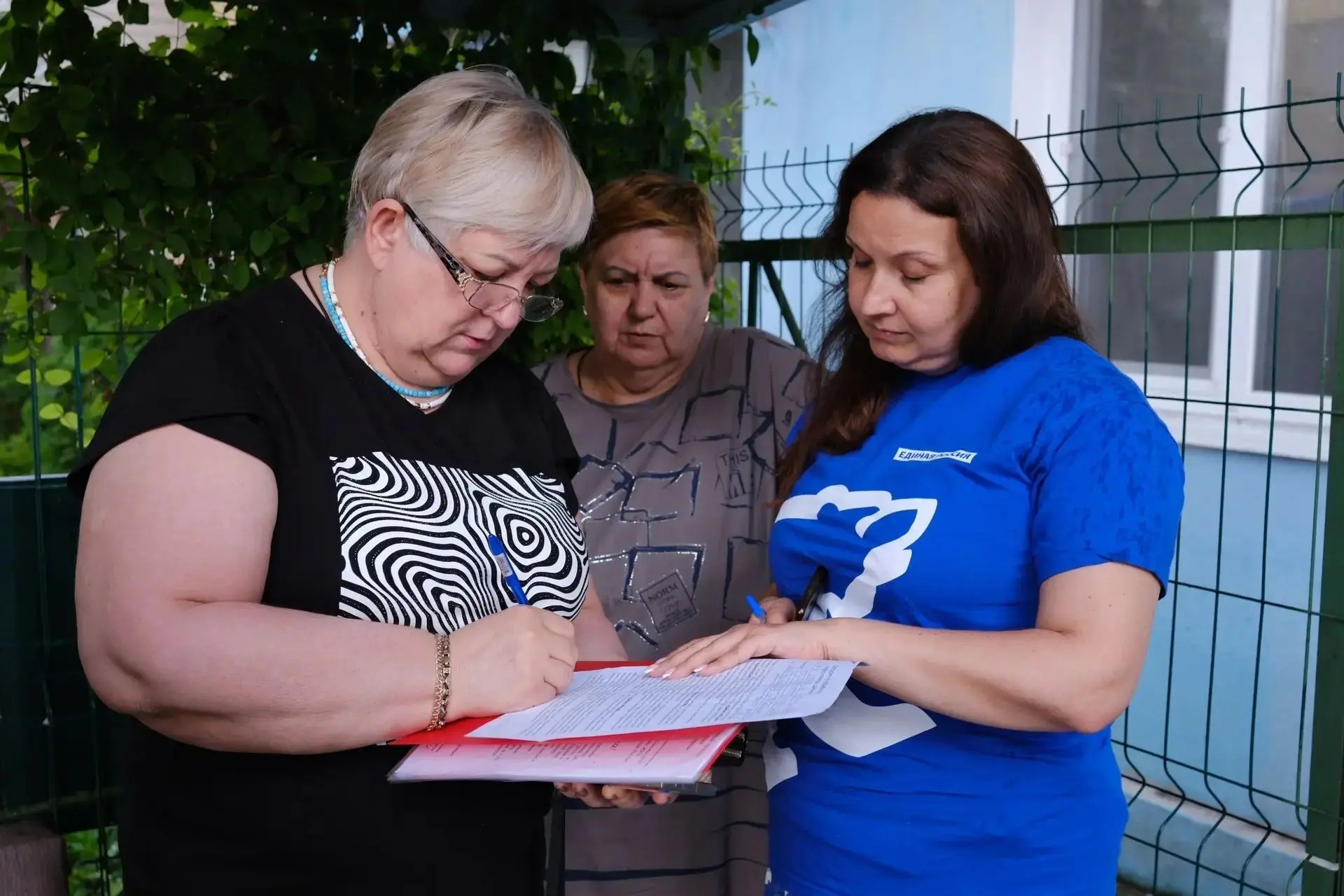 Более 140 тысяч жителей приняли участие в первых двух волнах общественного обсуждения народной прогр