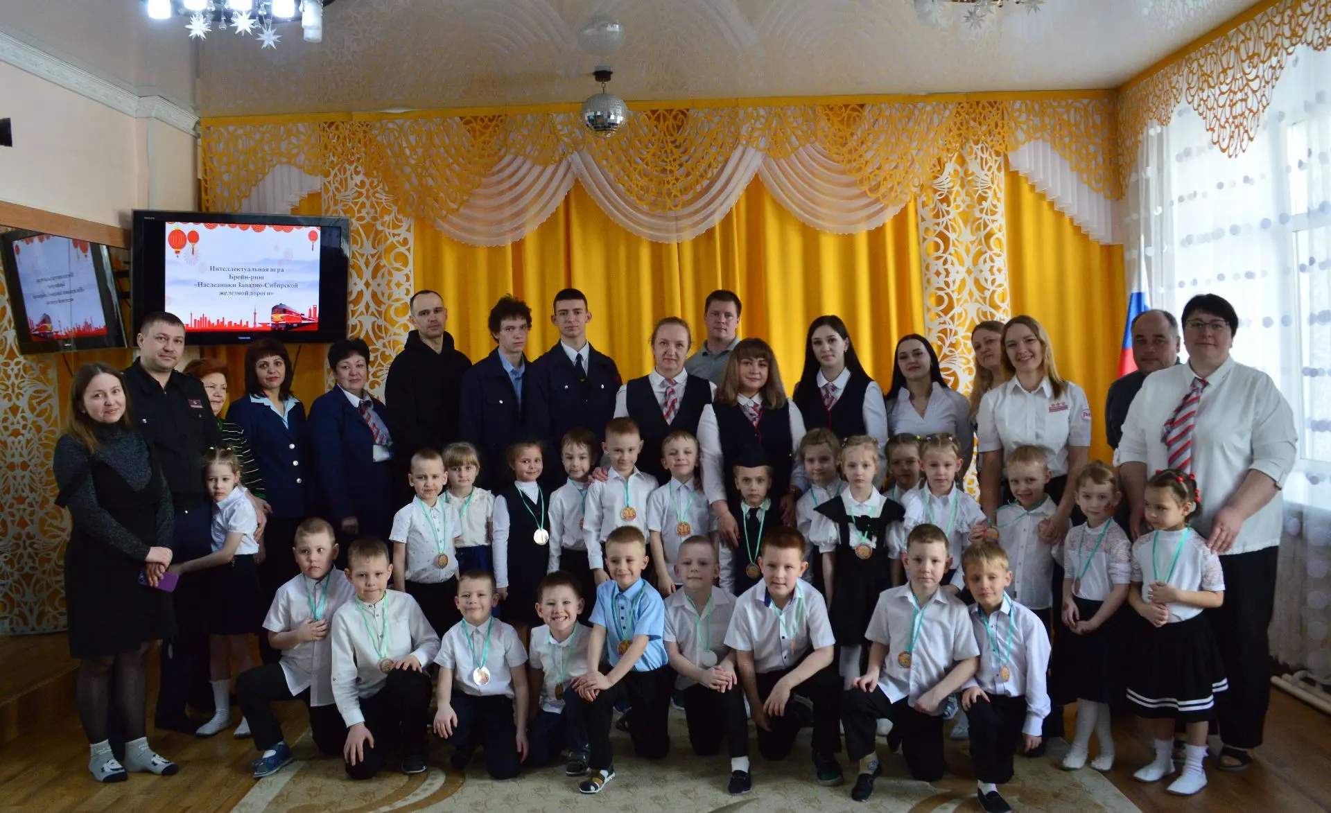 🤝 Преемственность поколений: наши выпускники стали членами жюри конкурса юных железнод...